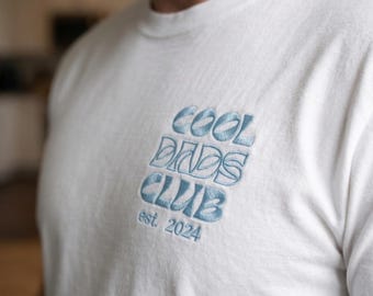 Bestickter Cool Dads Club T-Shirt, EST Wunschdatum, Papa Geschenk, Vatertag, Geburtstag, Vater Shirt, Stickerei, Namen, personalisiert Dad
