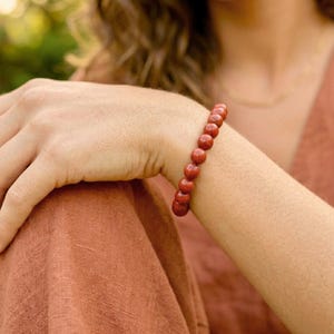 Natural Stone Bracelet / Crystal Healing Beaded Bracelet / Unisex Gemstone Accessory