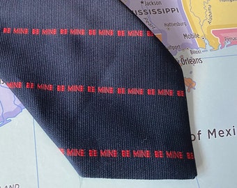 vintage 80s necktie, valentines day tie, gift for valentine, gift for him, be mine valentine tie by allyn