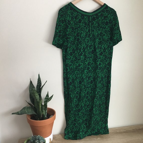 Vintage green and black floral print dress, stretc