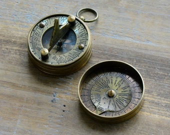 Sundial Compass Pendant Vintage Nautical Antique Brass /& Glass Heavy Duty