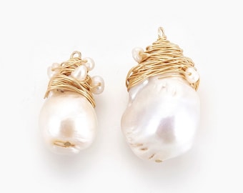 1- Large Natural Pearl Gem Charm • 24k Gold Wire Wrapped • Minimal Shape • Jewelry Making Supplies • Natural Pearl Setting • Bead (AT221)