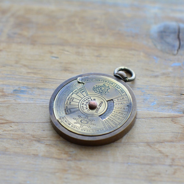 1 - 50 Year Perpetual Calendar Pendant • Antique Brass • Real Working Nautical •  Vintage Style Jewelry Supplies • Ocean gift Ship (BA025)