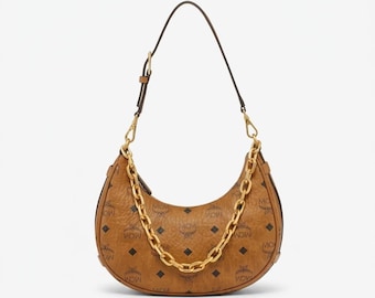 Sac hobo MCM Cognac Visetos Crescent fait main - Sac à main porté épaule de créateur en chaîne dorée - Porte-monnaie monogramme de luxe pour femme