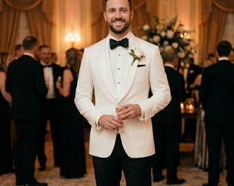 Chaqueta de esmoquin color marfil con solapa de chal y pantalón negro azabache – Ropa formal