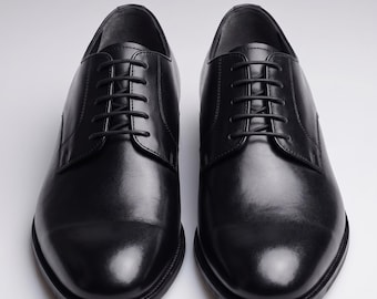 Premium Men's Black Leather Derby Shoes - Handcrafted Formal Oxford Dress Shoes for Business, Weddings & Special Occasions.