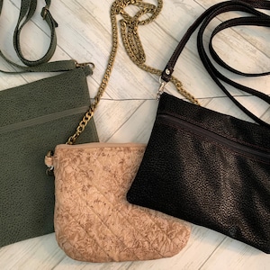 Giani Bernini Women's Green Snake Print Faux Leather Adjustable Strap  Crossbody Handbag Purse 