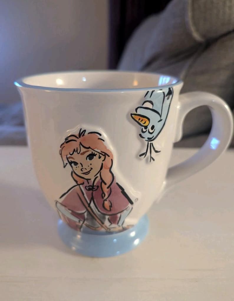 Disney Rae Dunn Frozen Anna & Olaf Up To Snow Good Double Sided Mug bild 1