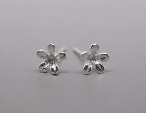 Silver Flower Earrings - Solid Sterling 925 Silver Daisy
