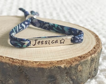 Pulsera de tela personalizada Liberty of London con placa de nombre en plata de ley 925 Pulsera de la amistad con cinta