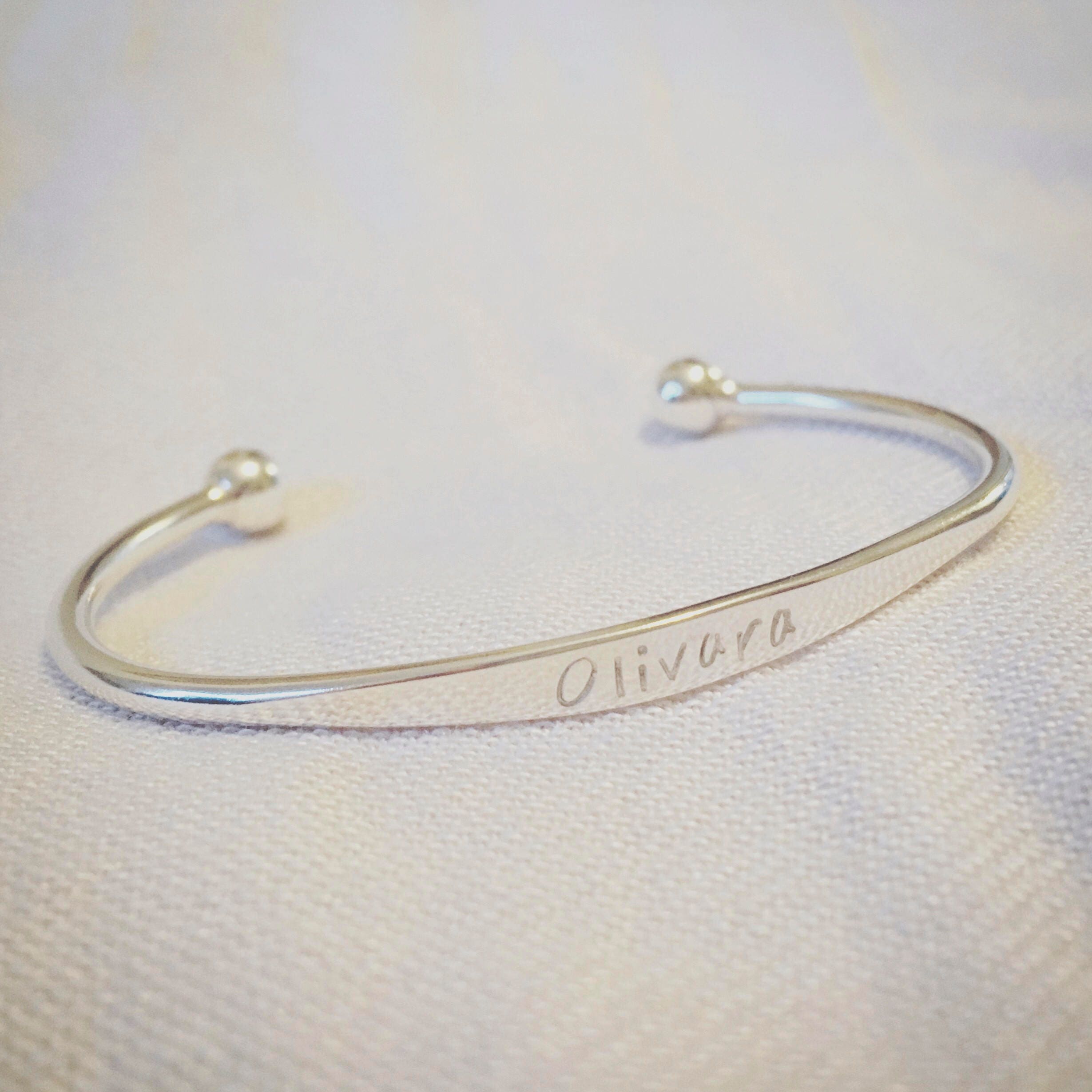 Boys And Girls Sterling Silver Curb Chain Diamond Or Plain ID Bracelet –  Loveivy.com