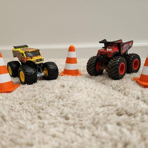 Stackable Jumbo Traffic Cones for Monster Jam, Hot Wheels Trucks, RC Cars LOSI Traxxas image 2