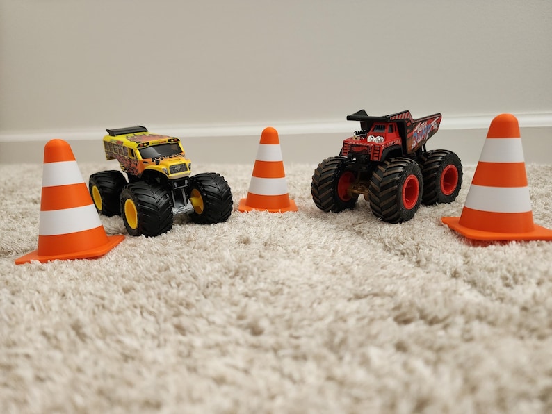 Stackable Jumbo Traffic Cones for Monster Jam, Hot Wheels Trucks, RC Cars LOSI Traxxas image 2