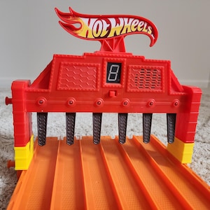 MonstertruckRaceway Riser Adapter für Hot Wheels 6-Lane Track Playset Monster Jam Bild 8