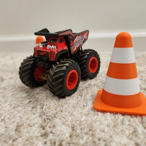 Stackable Jumbo Traffic Cones for Monster Jam, Hot Wheels Trucks, RC Cars LOSI Traxxas image 10