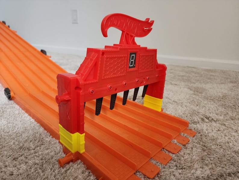 MonstertruckRaceway Riser Adapter für Hot Wheels 6-Lane Track Playset Monster Jam Bild 7