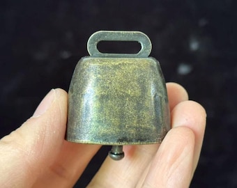 2 Pcs Vintage Brass Cowbell Small Hanging Bell  Farm Door Decor Charm Meditation Decor buddha bell