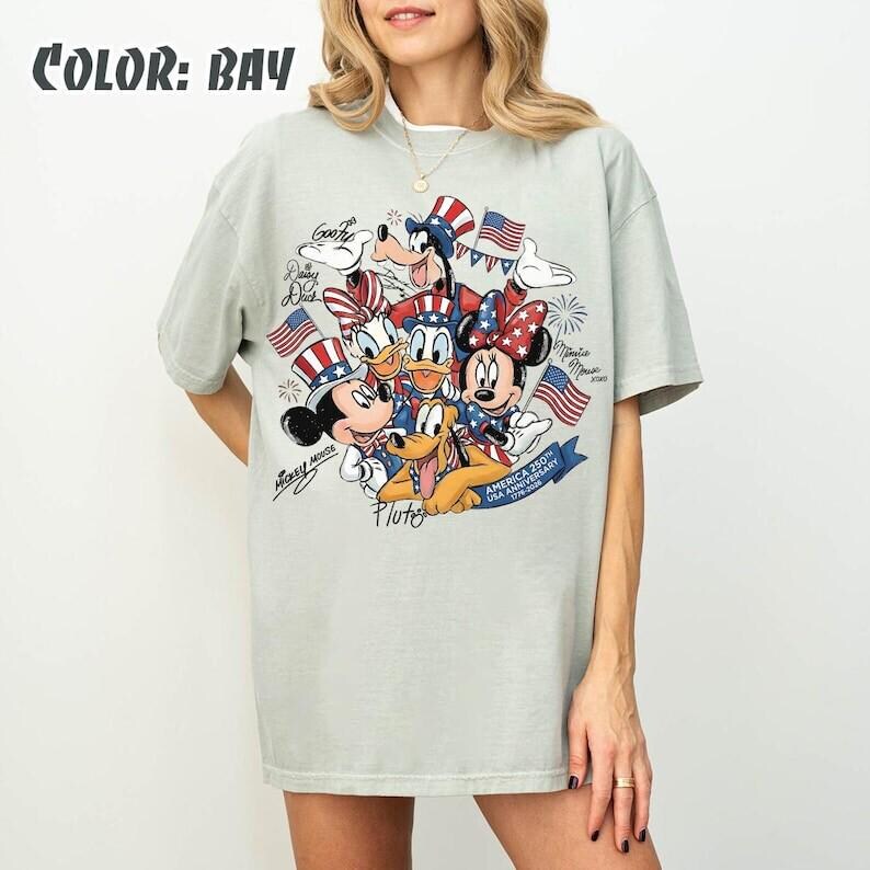 Camiseta de Mickey y sus amigos del 4 de julio de 2026, camiseta del Día de la Independencia de Disney, camiseta familiar de Disneyland, camiseta de Walt Disney World imagen 5