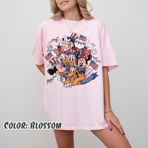 Camiseta de Mickey y sus amigos del 4 de julio de 2026, camiseta del Día de la Independencia de Disney, camiseta familiar de Disneyland, camiseta de Walt Disney World imagen 3