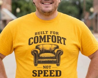 Camiseta "Feita para o Conforto, Não para a Velocidade" - Divertida e Plus Size - Humor - Autoconfiança Corporal