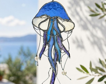 Atrapasueños de medusas de vitral, decoración de pared costera, adorno de vidrio marino para ventana, regalo de inauguración de casa de playa para ella, arte de pared de acuario