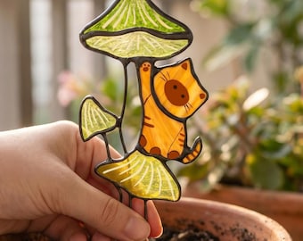 Estaca atrapasoles de gato para plantas, decoración de hongos de vidrieras, linda estaca de jardín de hongos con forma de gato, regalo estilo cottagecore para amantes de las plantas, regalo para mamá