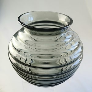 Bauhaus Vase Richard Lauke Felicitas VLG Glas Germany 1939 - Rauchiger Turmalin