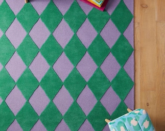 Alfombra tejida a mano en verde y lavanda / Alfombra con estampado de rombos de arlequín / Alfombra moderna y colorida / Alfombra geométrica de lana / Sala de estar / Dormitorio