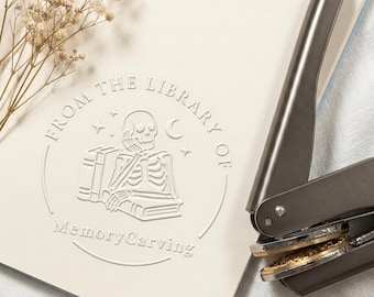 Sello personalizado para libros con diseño de calavera y bruja, regalo de estilo Dark Academia para amantes de los libros.