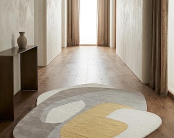 Alfombra abstracta tejida a mano / Alfombra de área de forma irregular en amarillo mostaza y gris / Decoración moderna de mediados de siglo para sala de estar