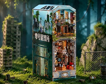 May include: A multi-level miniature diorama kit featuring a post-apocalyptic shelter theme. The exterior displays a blue and green cityscape with the Chinese text 零号避难所. The interior reveals two levels with detailed furniture, lighting, and accessories.