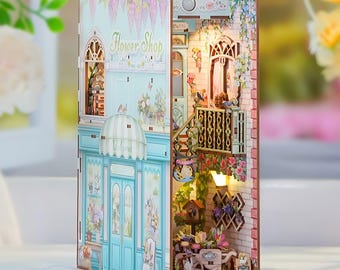 Kit de rincón de lectura de floristería de madera, decoración de estantería de diorama en miniatura, iluminación estilo cottagecore