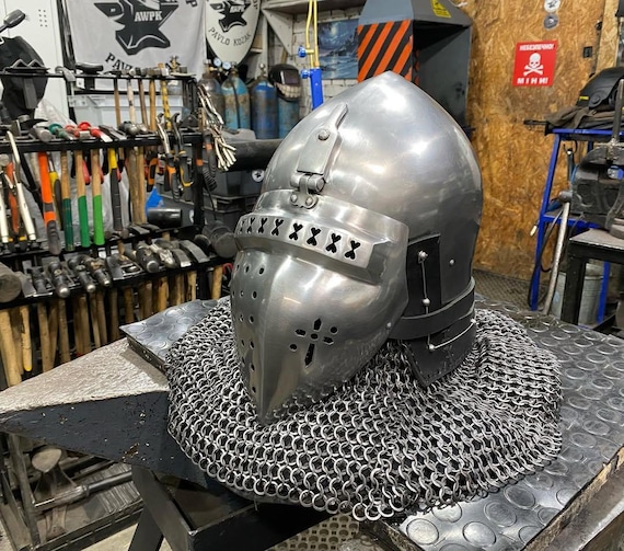 14th Century Hounskull Bascinet Helmet | Bascinet klapvisor “hearts vision" Pigface Combat Reenactment Armor