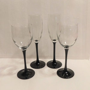 Luminarc, France, Vintage Set Of 4 Black Stem Barware Glasses: 2 Champagne + 2 Wine, Appear Unused