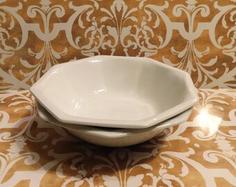 Johnson Brothers Heritage White Pair Of 2 Coupe Cereal Bowls, 1 Original Owner, Purchased New Ca. Late 1980's, England Stamp