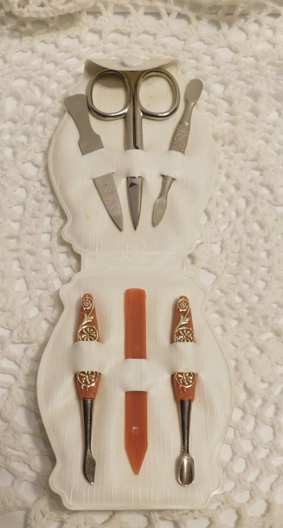 Six Piece Handbag Manicure Set, Quality Made In E… - image 2