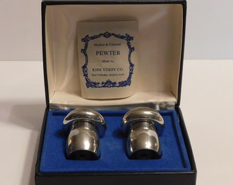 Vintage Kirk Stieff Co. Zinnpilzförmige Salz- und Pfefferstreuer, hergestellt in den USA, Originalverpackung, Nachlassverkauf, scheinbar unbenutzt