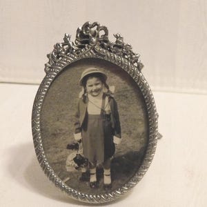 Marco ovalado mini vintage ELIAS de peltre fino/plata esterlina, 1995, propietario original, comprado nuevo