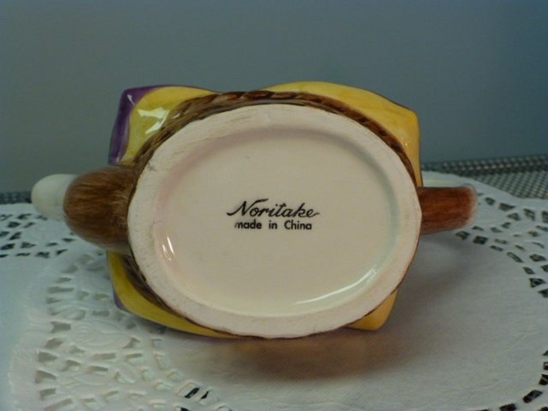 Vintage Noritake Royal Hunt Sleeping Dog /& Puppy Ceramic Mini Teapot Single Serving Teapot Estate Sale Find Appears Unused