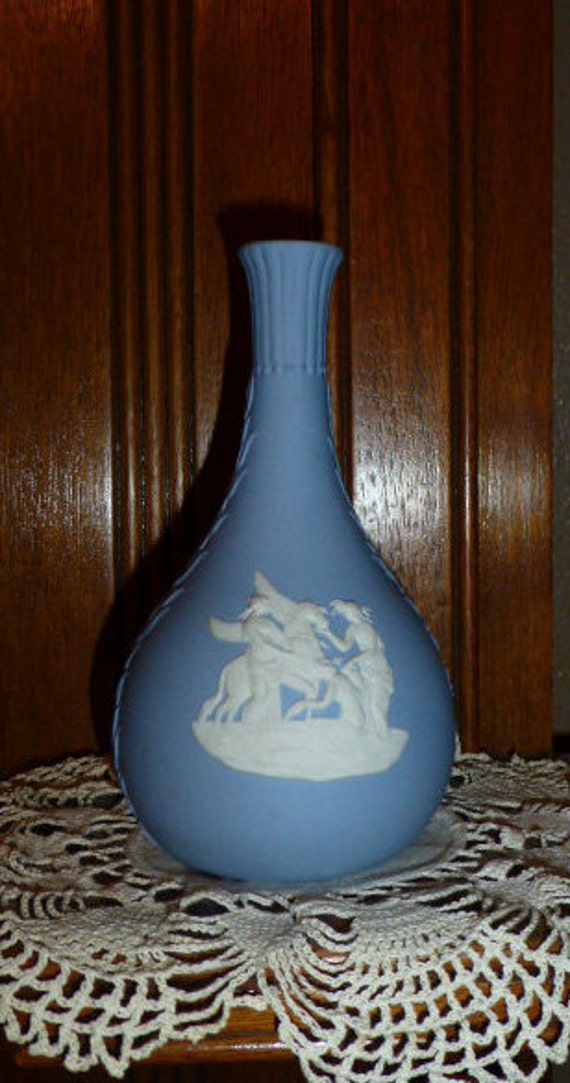 Vintage Wedgewood Blue Jasperware 5 3 8 H Bud Vase Etsy