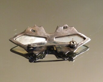 Broche Art Déco En Argent Massif Et Nacre Avec Marcassite - Vers 1920 - Occasion - Bijou Ancien