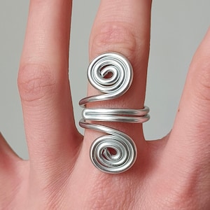 Spiralring Handgjord silvertrådring | Justerbar handgjord dubbelspiralring | Lätt silverring | Statementring spiralformad