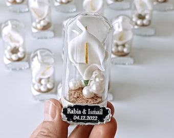 Personalized Wedding Favors – Glass Dome Calla Lily & Pearls Keepsake