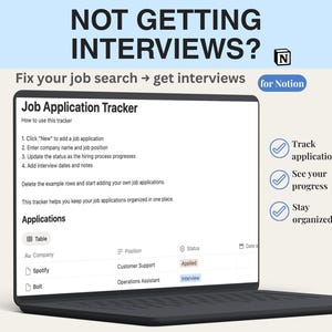Può includere: Un set di tre tazze in ceramica con finitura opaca e macchiettata. Le tazze sono nei toni del crema, grigio chiaro e grigio scuro. Ogni tazza ha un design semplice e minimalista e un manico arrotondato.