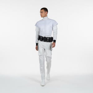 Mandalorian Custom Flight Suit Costume – Bounty Hunter Cosplay Outfit with Flak Vest for Conventions image 3