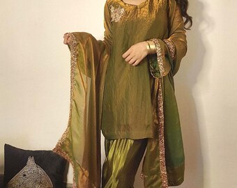 Sheesha Silk Green Salwar Kameez, Punjabi Mehendi Dholki Patiala Suit, Zari Festive Wear Outfit