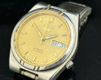 Orologio da uomo vintage Seiko 5 automatico con datario, quadrante dorato e cassa in acciaio inossidabile / Prodotto in Giappone