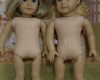 Zwei gebrauchte 18-Zoll-Puppen