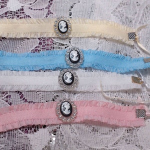 Cameo Doll Choker - Puppenkette für 18 &quot;Puppen-wählen Sie eine Farbe aus