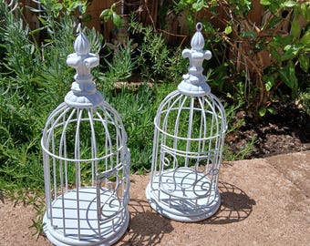 Gabbia per uccelli in stile vintage, decorazione rustica per la casa.